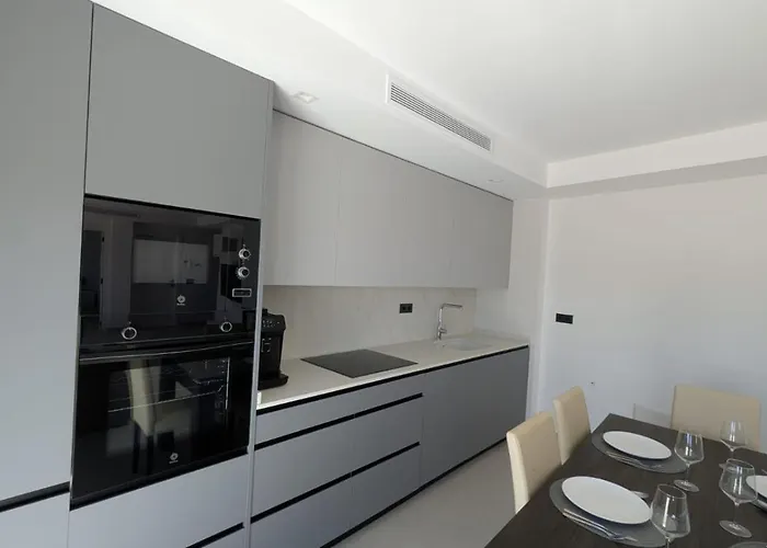 El Callejon * Jaraguas